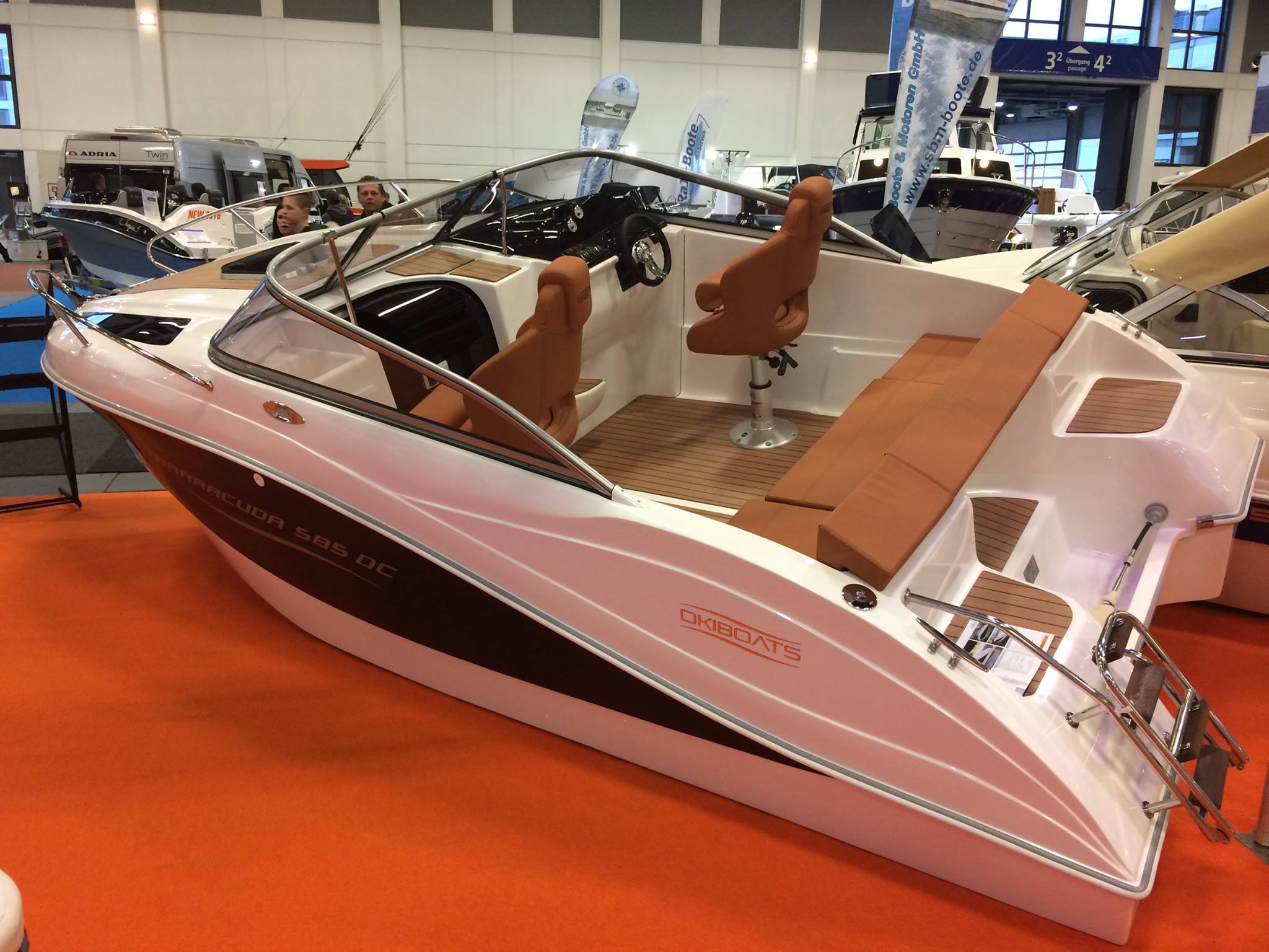 barracuda-585-okiboats.jpg